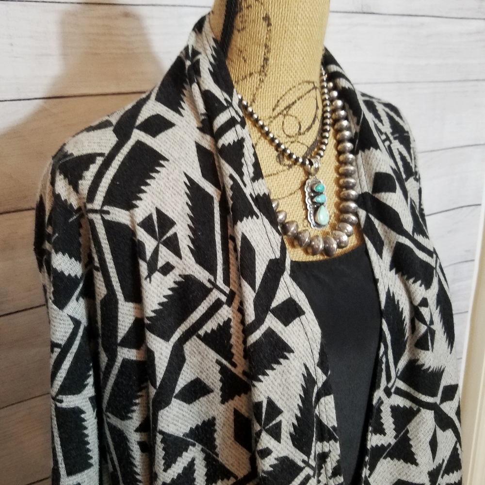 Sugarlips Aztec Cardigan - Picture 3 of 5